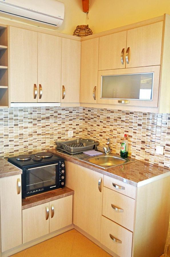Helen Apartments Lukovë Екстериор снимка