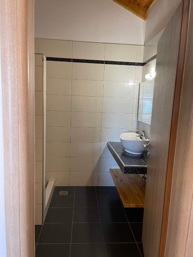 Helen Apartments Lukovë Екстериор снимка