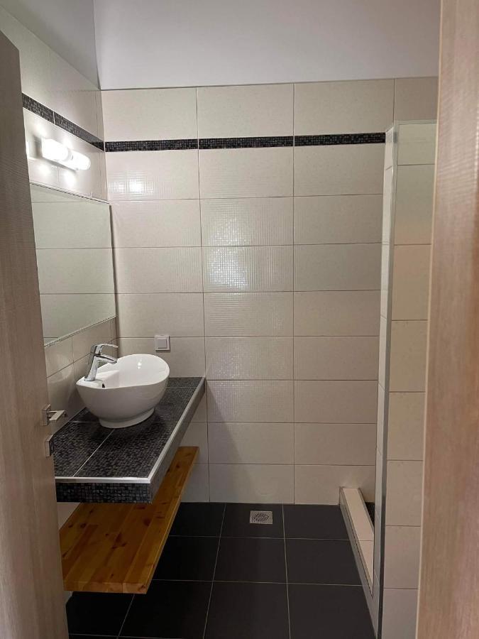Helen Apartments Lukovë Екстериор снимка