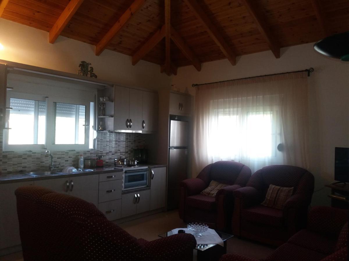Helen Apartments Lukovë Екстериор снимка