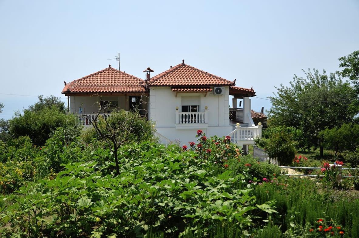 Helen Apartments Lukovë Екстериор снимка